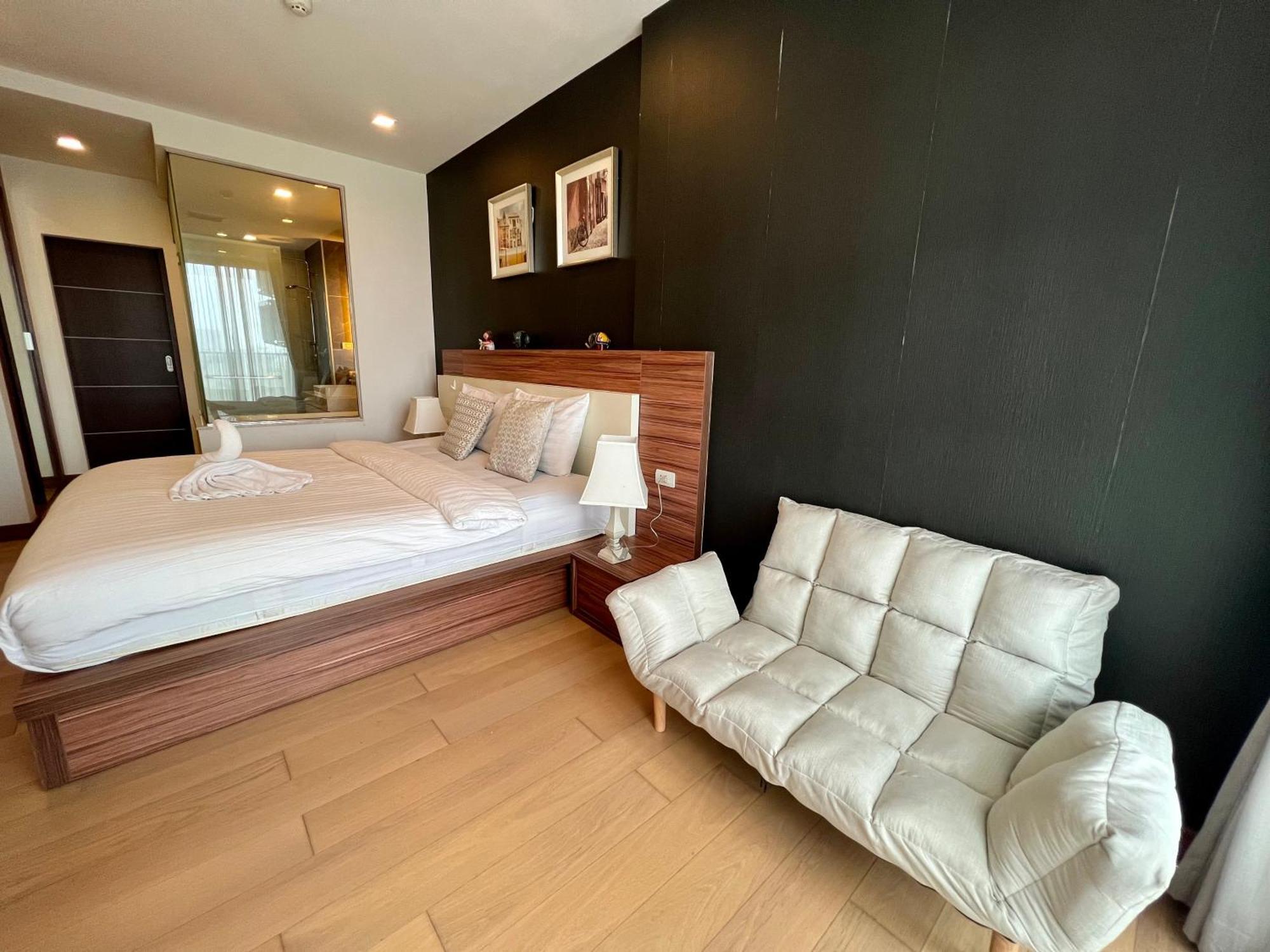 Cozy Luxury Condo @ The Astra Chiang Mai Luaran gambar
