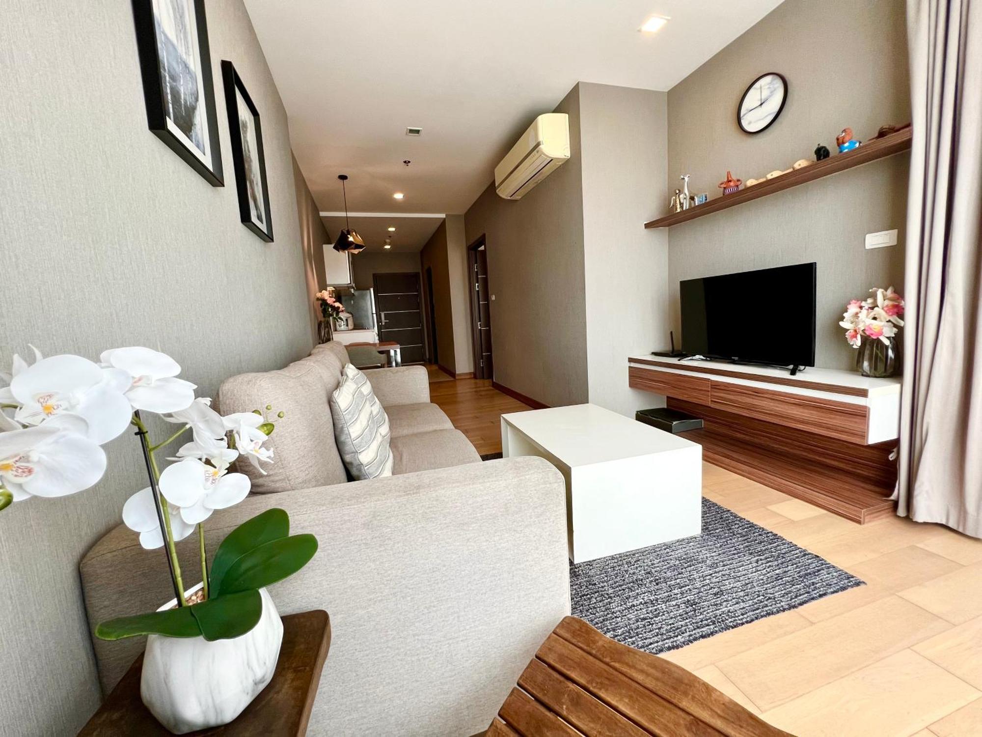 Cozy Luxury Condo @ The Astra Chiang Mai Luaran gambar